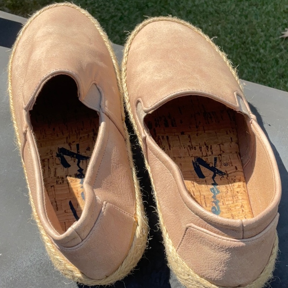 Casual shoe